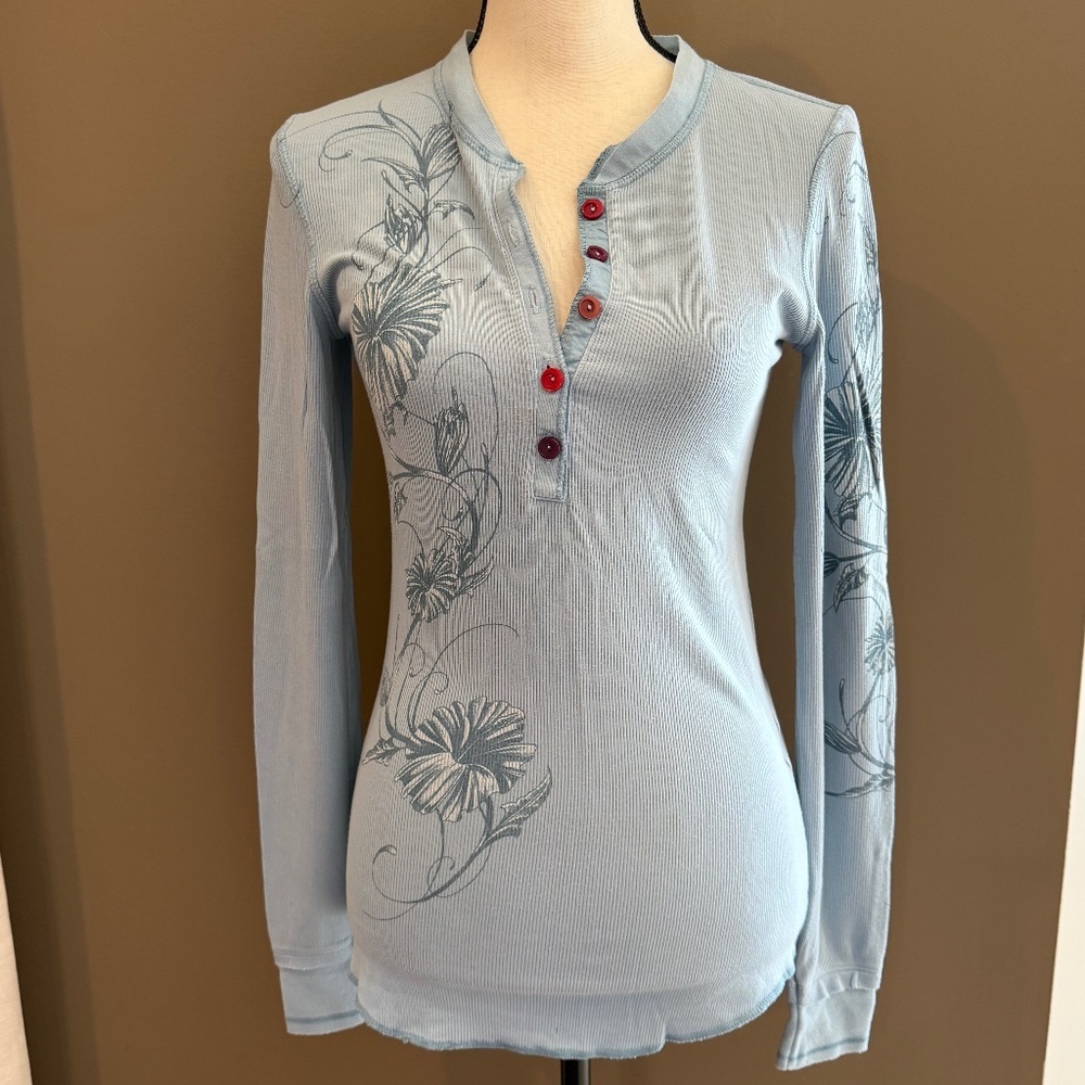 Blue Tattoo Vintage Y2K Boho Floral Long Sleeve Button Down Top, Size Medium